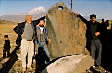 11_anchors_stone.jpg