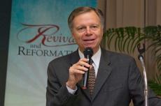 525_world-church-leaders-evangelism-report_large.jpg